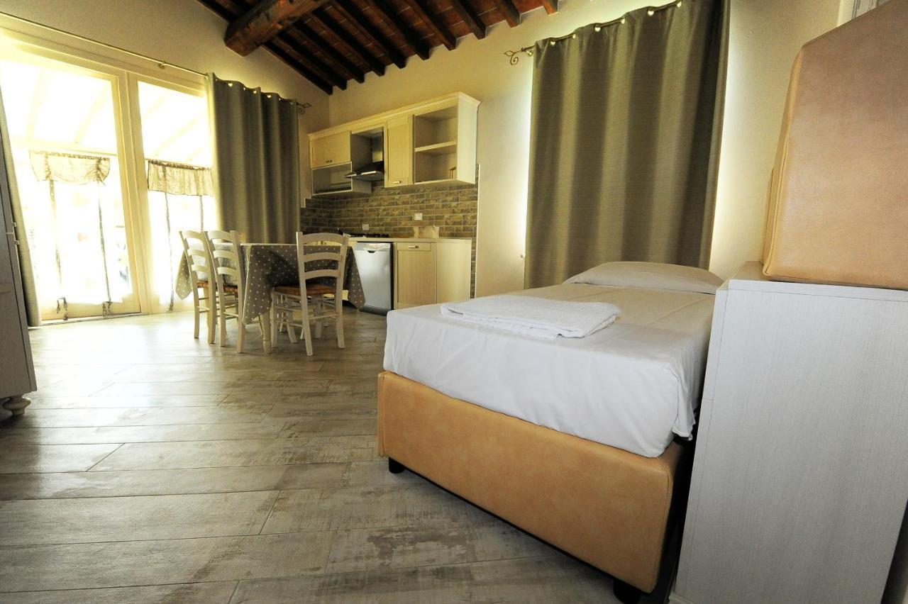 Fattoria Palazzeta - Pet & Family Friendly Apart otel Cecina  Dış mekan fotoğraf