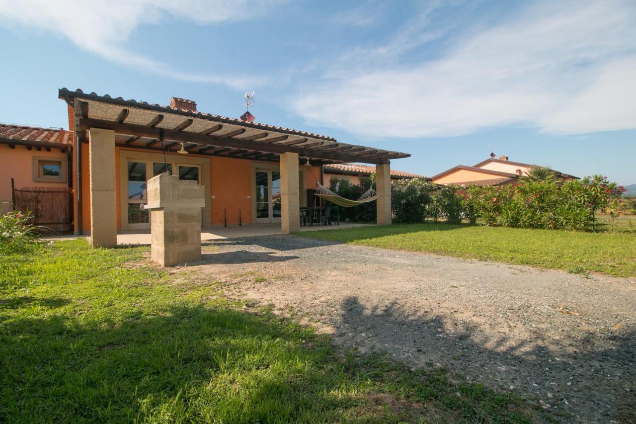 Fattoria Palazzeta - Pet & Family Friendly Apart otel Cecina  Dış mekan fotoğraf